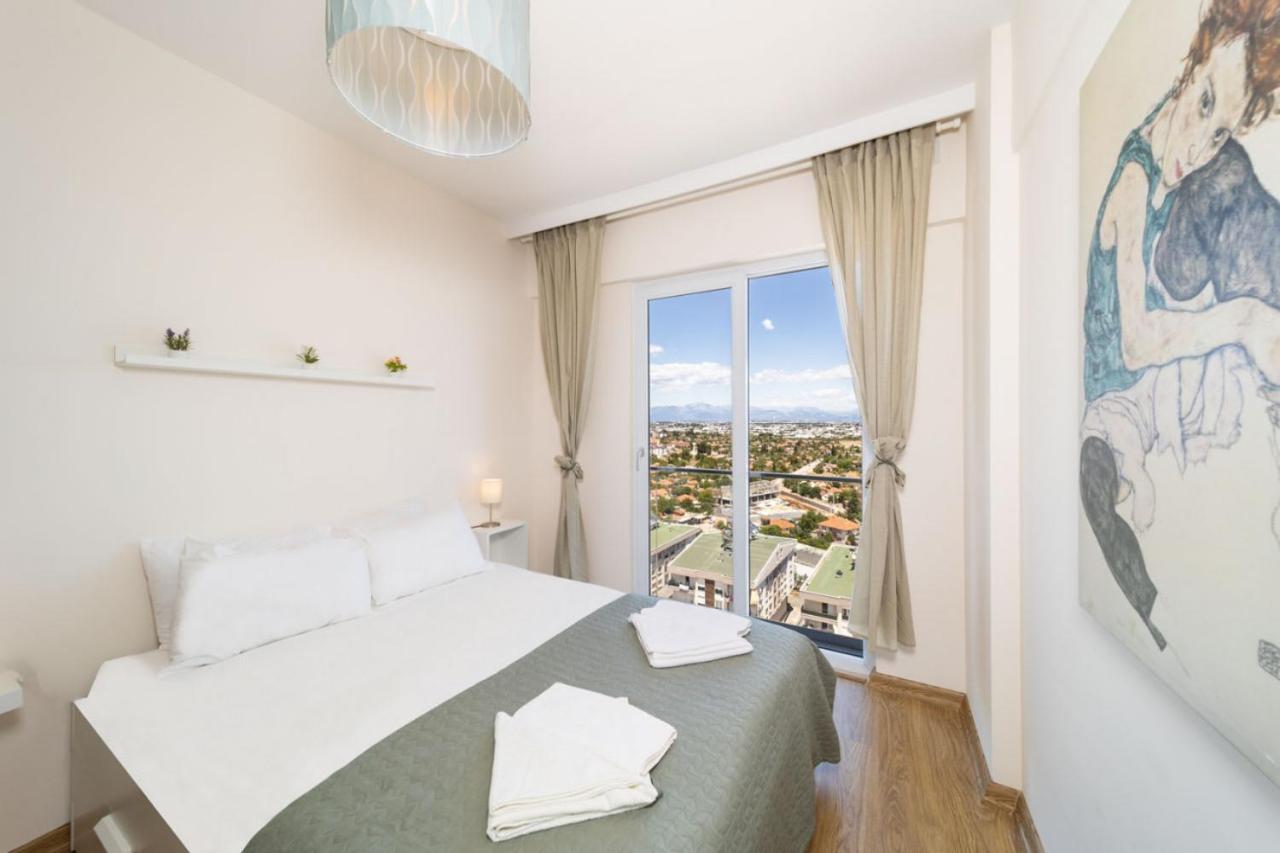 Pleasant Flat With Shared Pool In Kepez Apartment Antalya Exterior foto