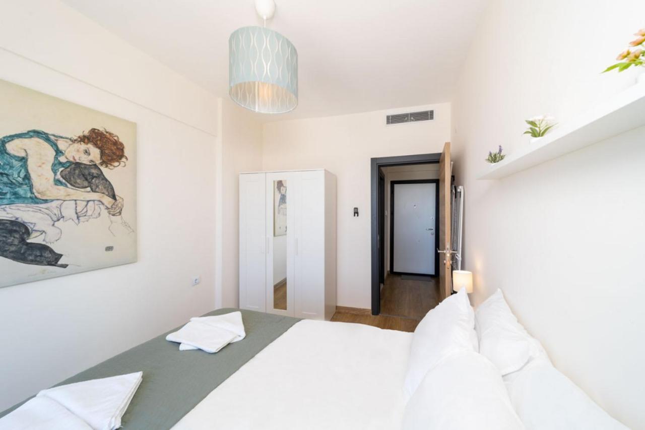 Pleasant Flat With Shared Pool In Kepez Apartment Antalya Exterior foto